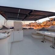 Elegance 76