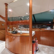 Elegance 76