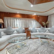 Elegance 76