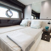 Sunseeker 95 Yacht